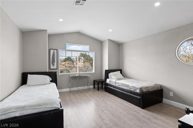 3402 Classic Bay Lane, Las Vegas, NV 89117