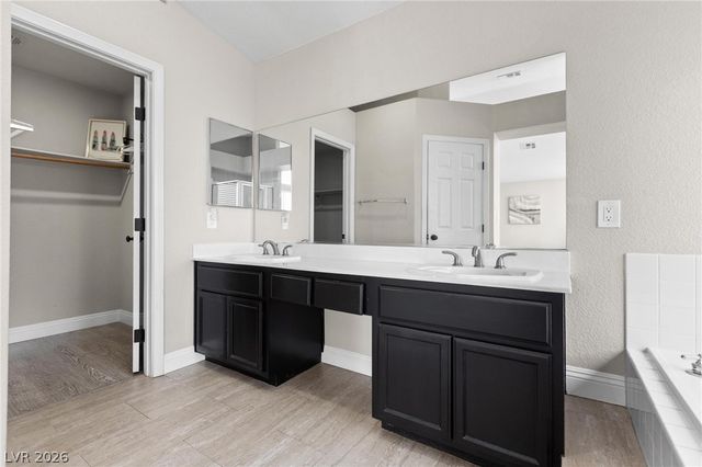 3402 Classic Bay Lane, Las Vegas, NV 89117