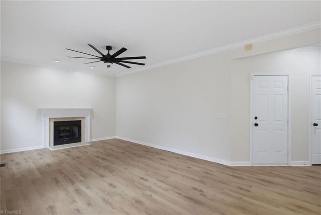 6616 Ivystone Drive, Jamestown, NC 27282