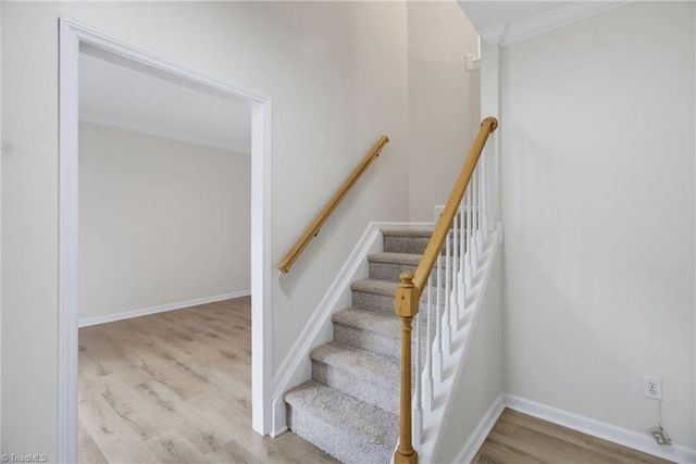 6616 Ivystone Drive, Jamestown, NC 27282