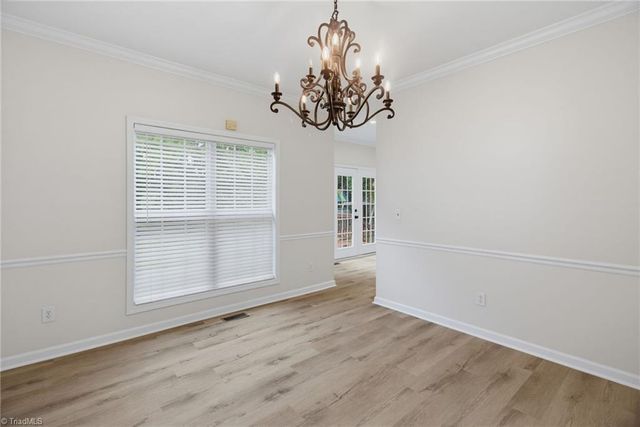 6616 Ivystone Drive, Jamestown, NC 27282