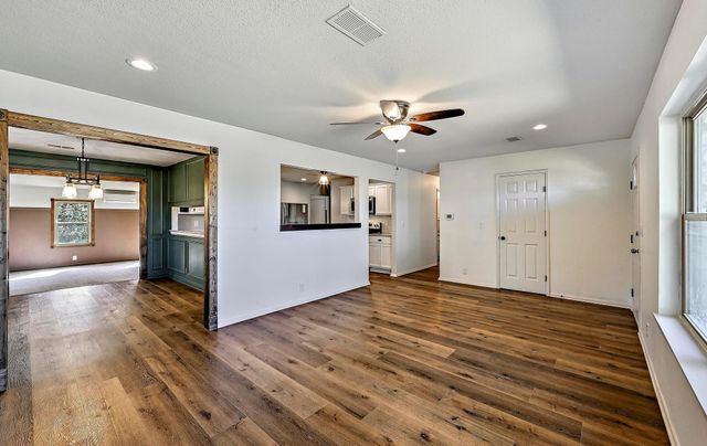 551 N Grange ST, Bertram, TX 78605