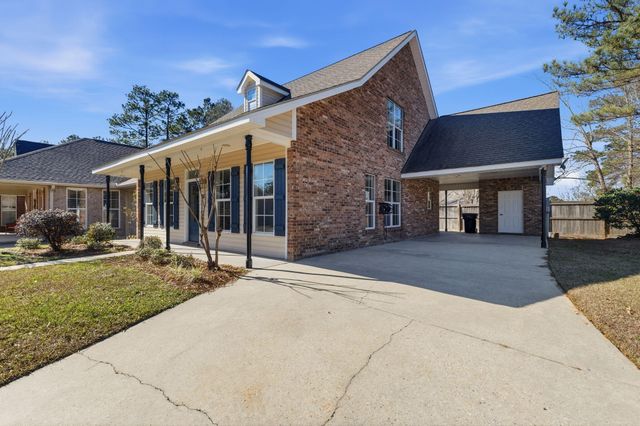 85 Bridgefield Ct., Hattiesburg, MS 39402