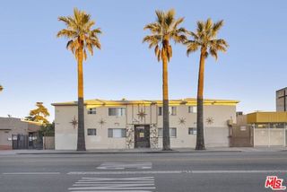 8118 S Western Avenue, Los Angeles, CA 90047