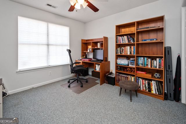 231 Barrington Farms Parkway, Sharpsburg, GA 30277