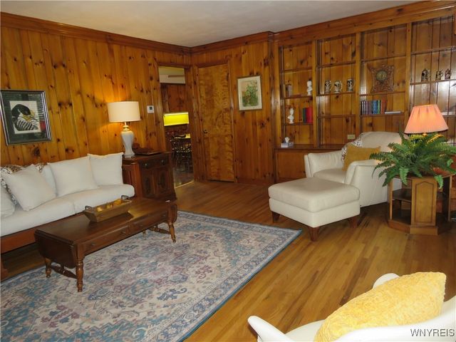 1 Woodland Parkway, Evans, NY 14006