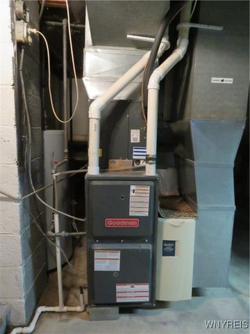 1 Woodland Parkway, Evans, NY 14006