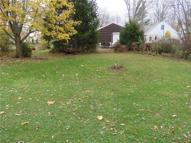 1 Woodland Parkway, Evans, NY 14006