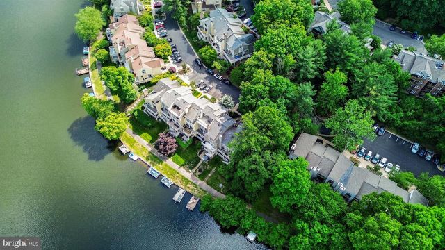 11103 LAKE CHAPEL LN, Reston, VA 20191