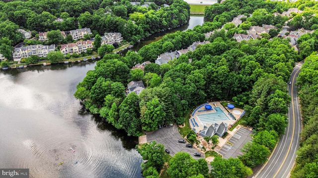 11103 LAKE CHAPEL LN, Reston, VA 20191