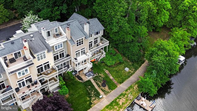 11103 LAKE CHAPEL LN, Reston, VA 20191