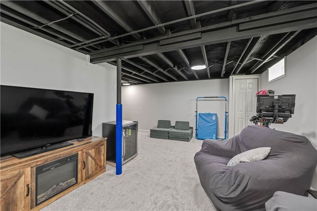 1178 State Road, Webster, NY 14580