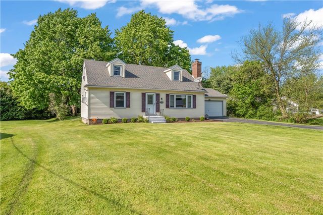 1178 State Road, Webster, NY 14580