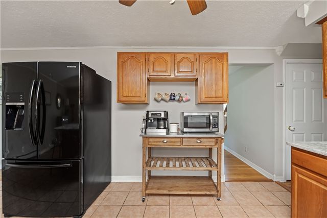1178 State Road, Webster, NY 14580
