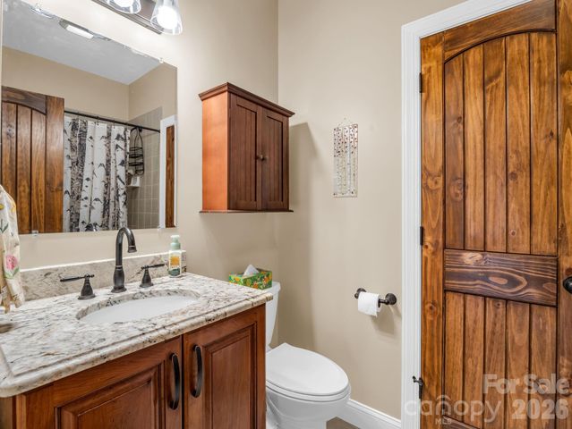 140 Mount Hebron Road, Hendersonville, NC 28739