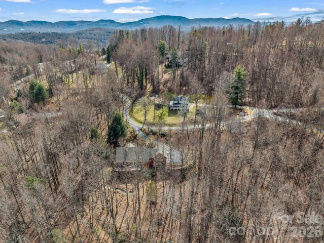 140 Mount Hebron Road, Hendersonville, NC 28739