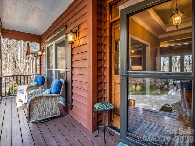 140 Mount Hebron Road, Hendersonville, NC 28739