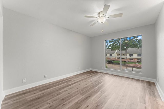 14515 Wunderlich Drive 1413, Houston, TX 77069