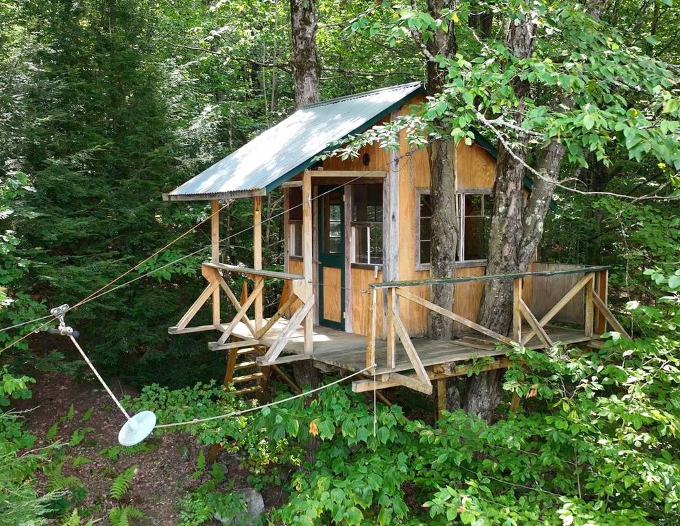 Image 13 of property listing at 3 Old County Road, Athens, VT 05143