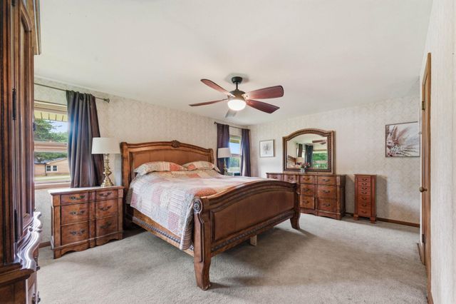 1701 N Sunset Dr, Augusta, KS 67010
