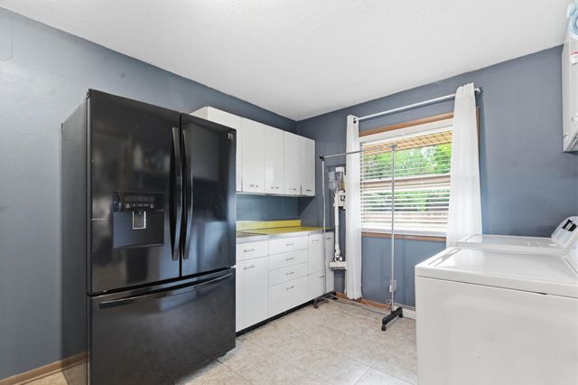 1701 N Sunset Dr, Augusta, KS 67010