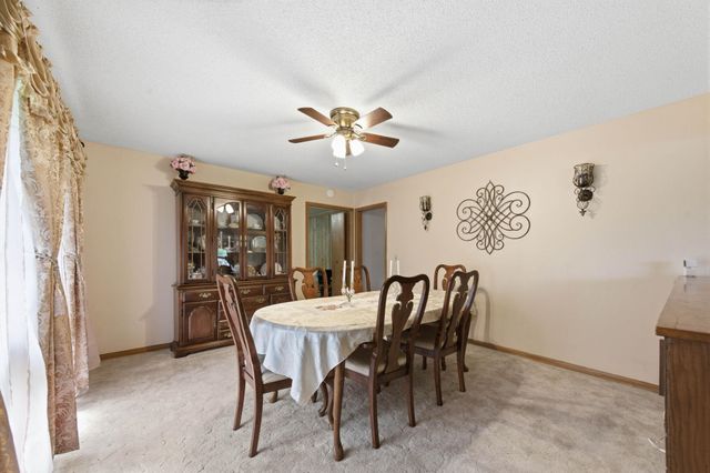 1701 N Sunset Dr, Augusta, KS 67010