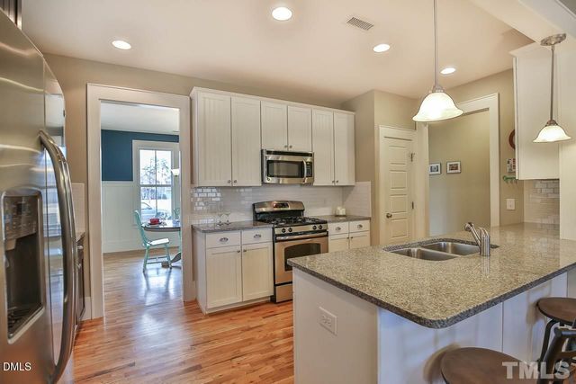 19 Pokeberry Bend Drive, Chapel Hill, NC 27516