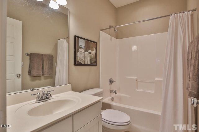 19 Pokeberry Bend Drive, Chapel Hill, NC 27516