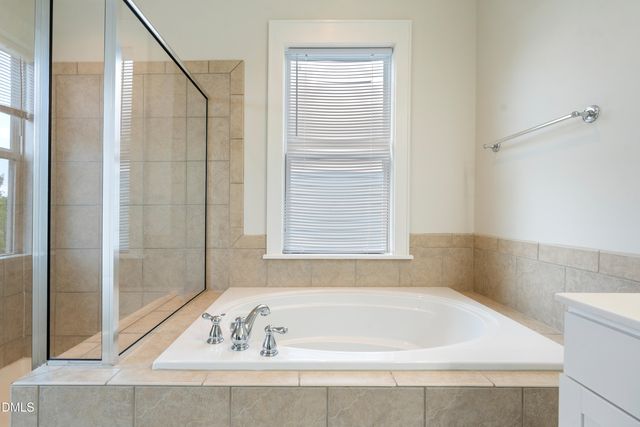 19 Pokeberry Bend Drive, Chapel Hill, NC 27516