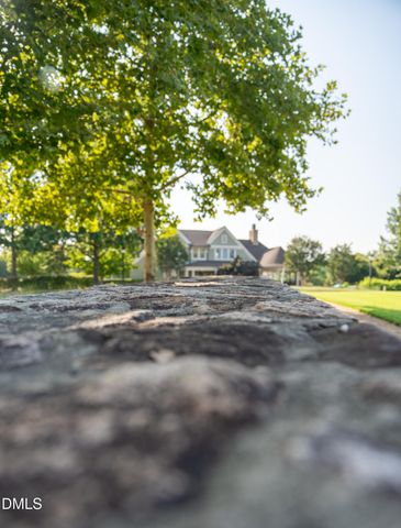 19 Pokeberry Bend Drive, Chapel Hill, NC 27516