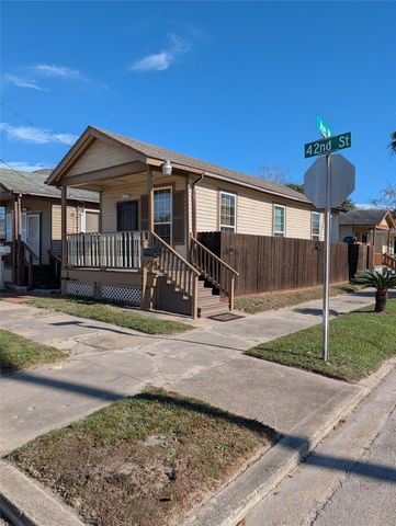 1222 42nd Street, Galveston, TX 77550