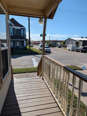 1222 42nd Street, Galveston, TX 77550