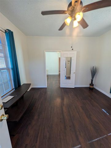 1222 42nd Street, Galveston, TX 77550