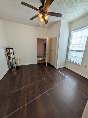 1222 42nd Street, Galveston, TX 77550