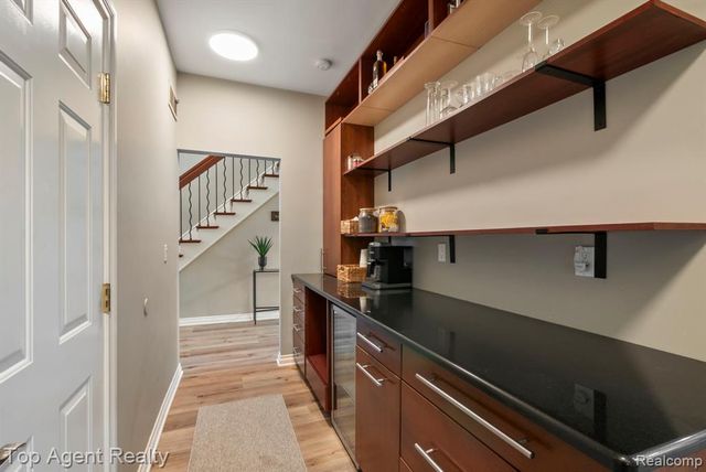 53268 Kakos Drive, New Baltimore, MI 48051