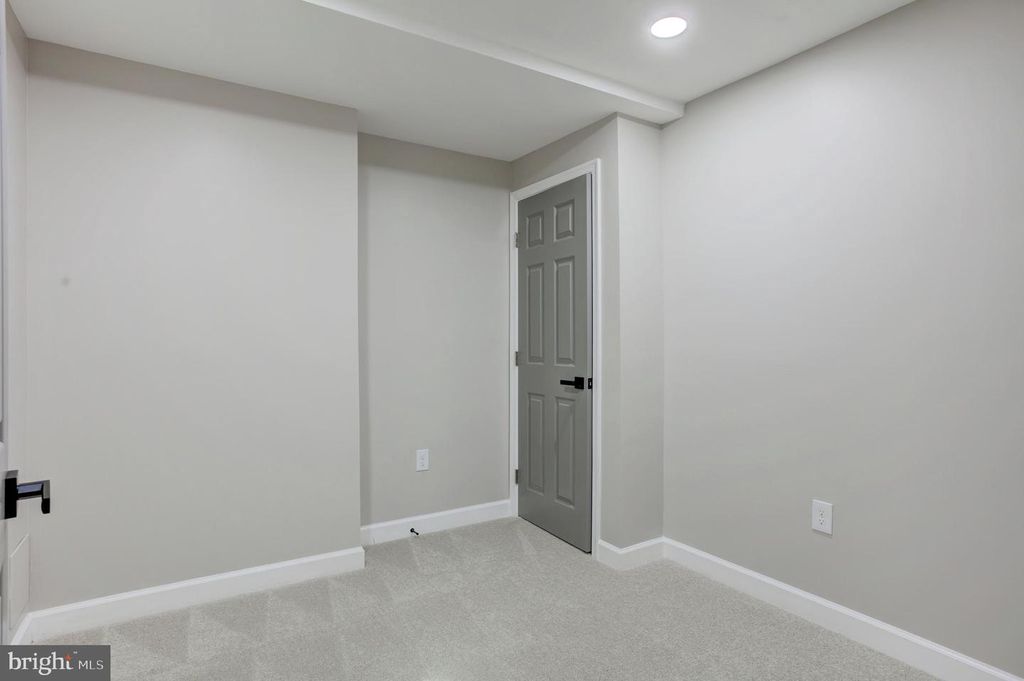 Image 19 of property listing at 4111 AUDREY AVE, Baltimore, MD 21225