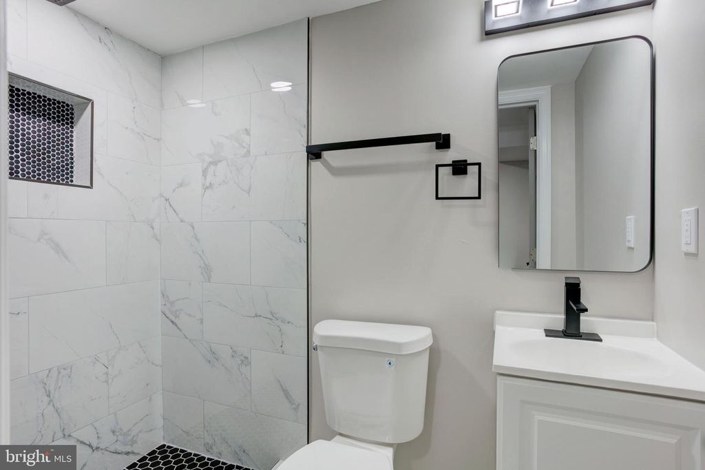 Image 28 of property listing at 4111 AUDREY AVE, Baltimore, MD 21225