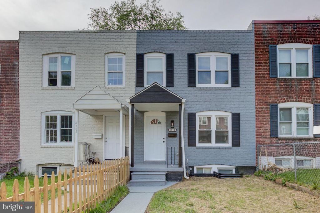 Image 3 of property listing at 4111 AUDREY AVE, Baltimore, MD 21225