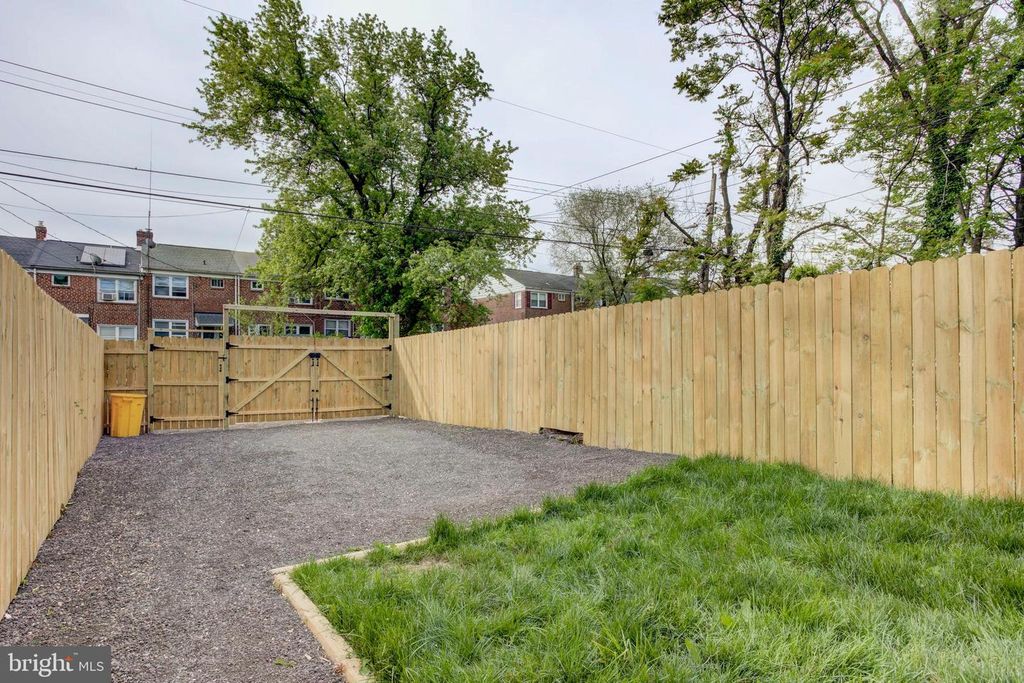 Image 32 of property listing at 4111 AUDREY AVE, Baltimore, MD 21225