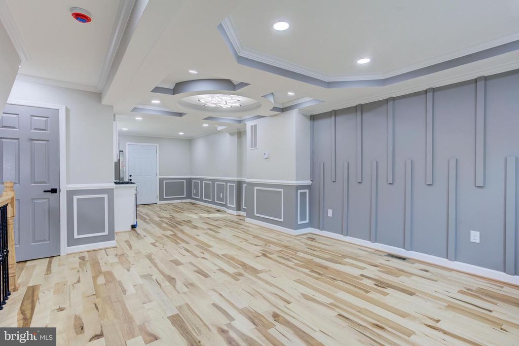 Image 4 of property listing at 4111 AUDREY AVE, Baltimore, MD 21225