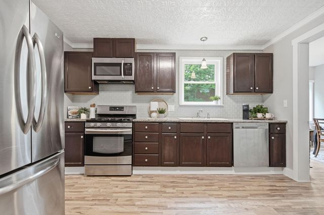420 Oak Street, Hudson, WI 54016