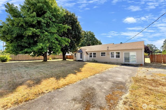 408 S Parkway Avenue, Battle Ground, WA 98604