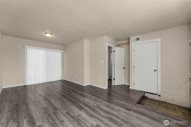 408 S Parkway Avenue, Battle Ground, WA 98604
