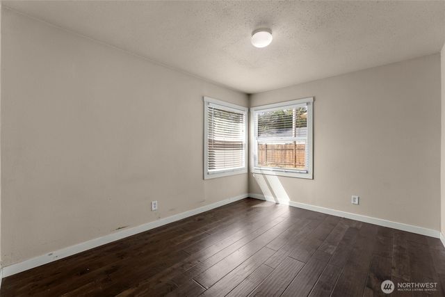 408 S Parkway Avenue, Battle Ground, WA 98604