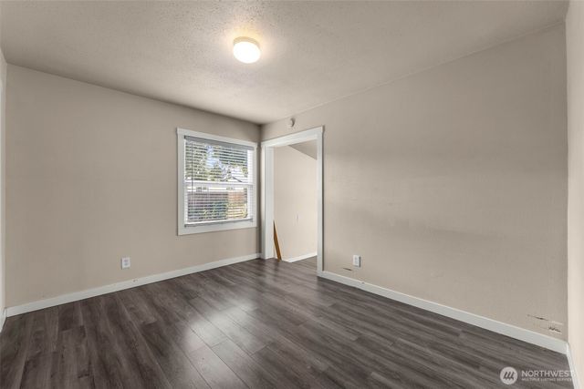 408 S Parkway Avenue, Battle Ground, WA 98604