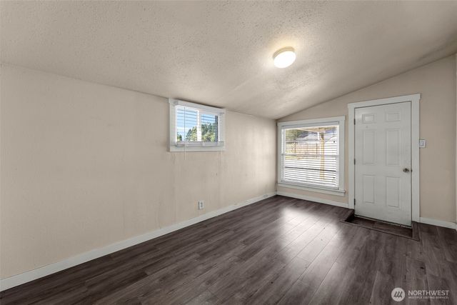 408 S Parkway Avenue, Battle Ground, WA 98604