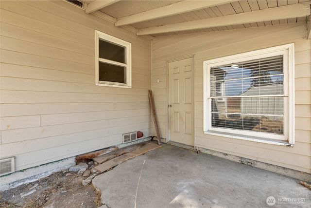 408 S Parkway Avenue, Battle Ground, WA 98604