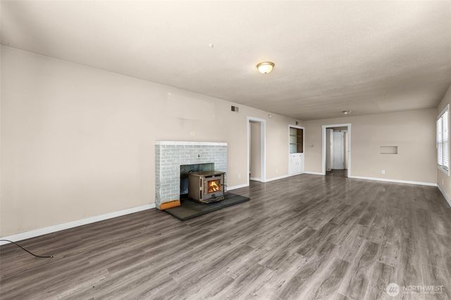 408 S Parkway Avenue, Battle Ground, WA 98604