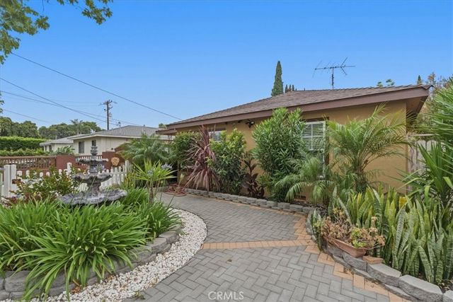 1614 S Flower, Santa Ana, CA 92707