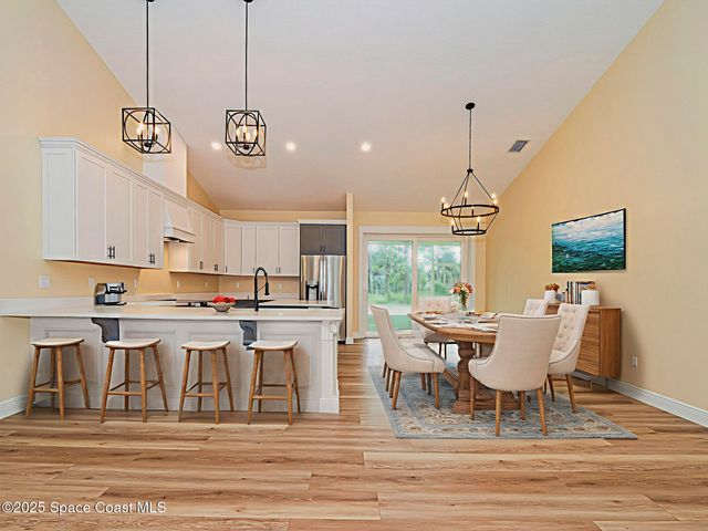 7780 92nd Avenue, Vero Beach, FL 32967